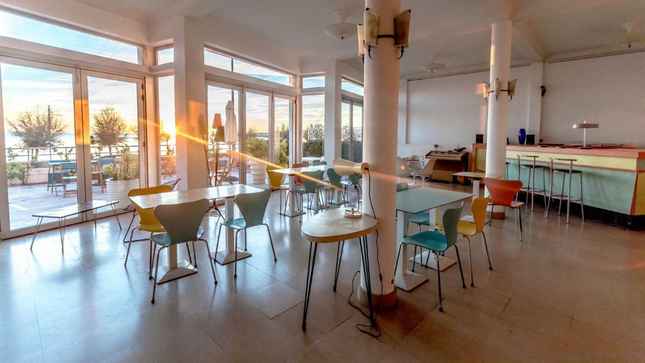 Hotel Le Trident Thyrse Royan Eksteriør billede